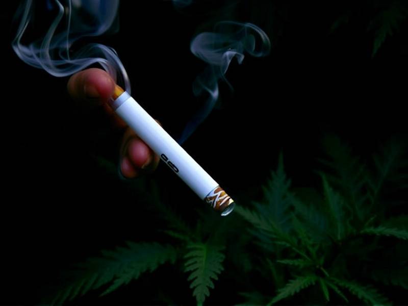 How Long Should I Quit Smoking Weed Before Getting Pregnant?