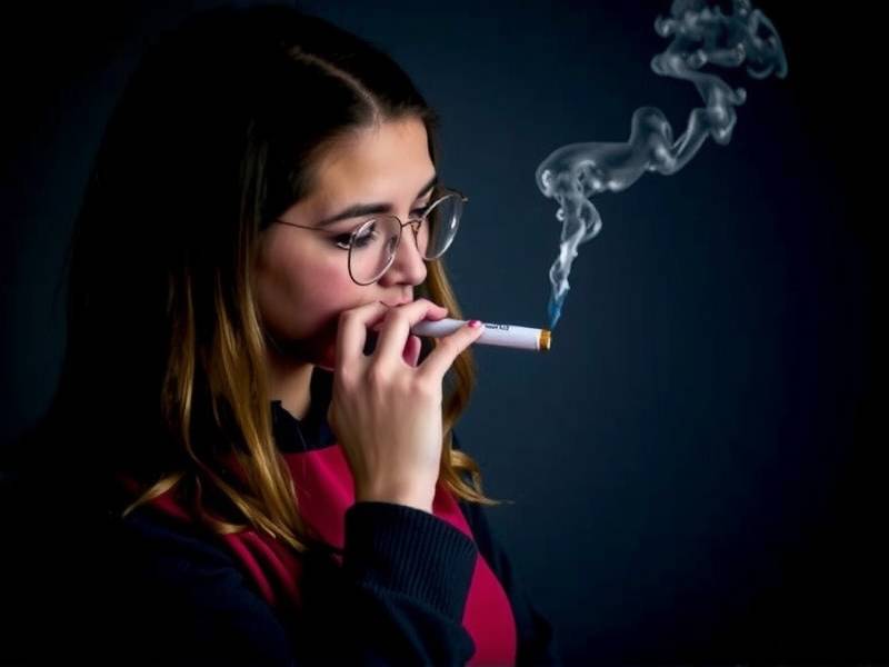 How to Support Someone Who Is Trying to Quit Smoking